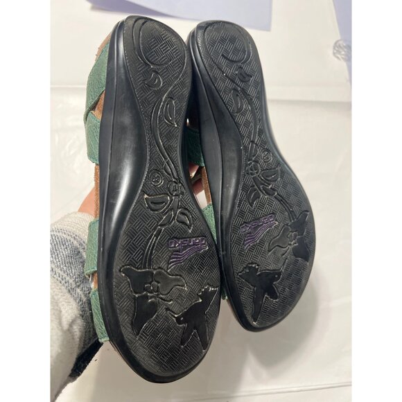 Dansko Womens Size 39 Leather Sandals Light Metallic Green - Picture 6 of 10